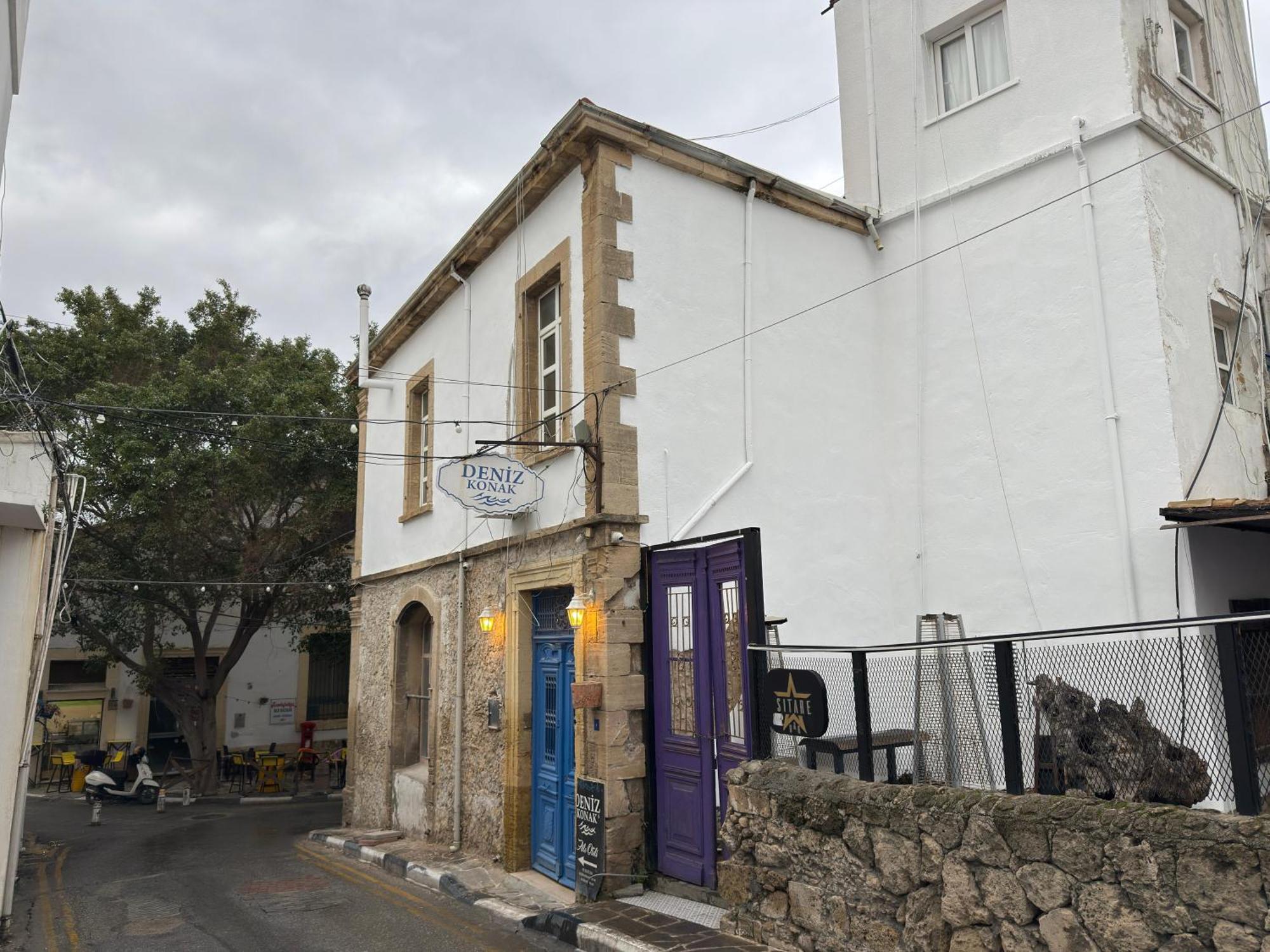 Deniz Konak Boutique Hotel Kyrenia  Exterior foto